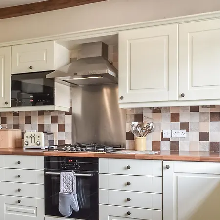 Holiday home Yew Tree *