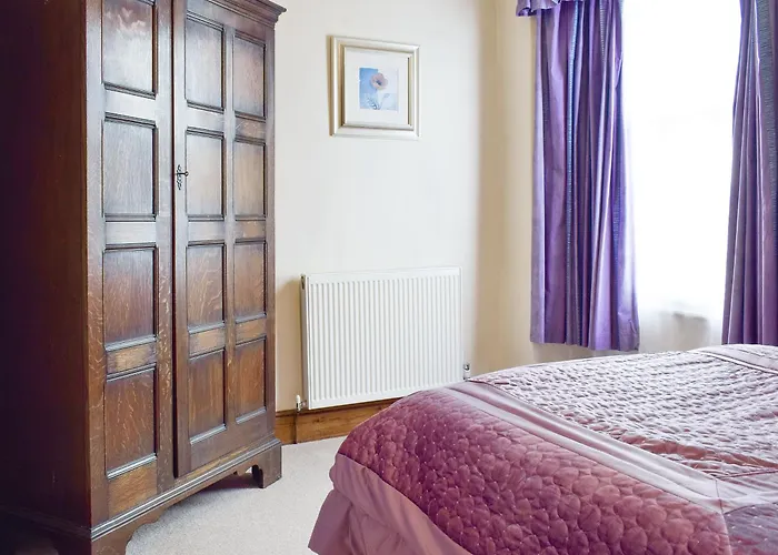 Holiday home Yew Tree