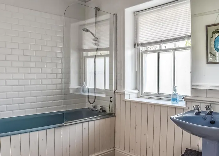 Yew Tree * Windermere